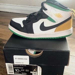 Jordan 1 Mid SE, Size 10c White/Laser Orange-Black